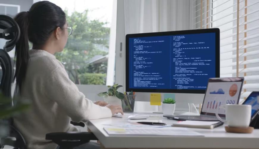 三穗县企业数字化解决方案:机器学习赋能商业模式升级的核心路径
